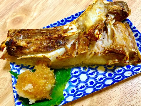 お酒が進む マグロのカマの塩焼き レシピ 作り方 By Akkunmama 楽天レシピ お酒が進む マグロのカマの塩焼き レシピ 作り方 By Akkunmama 楽天レシピ